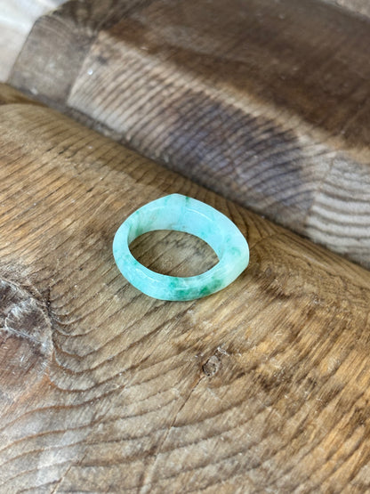 Jade Signet Ring Mable Light Green